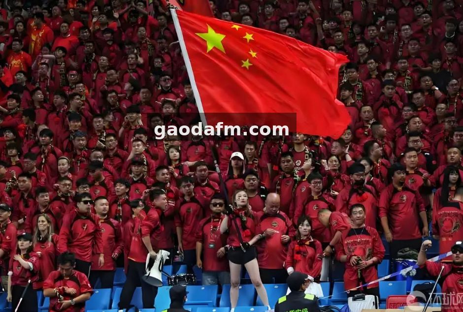 YY体育 赛季中段读懂篮球攻防效率：从数据模型到临场变量的分析路径